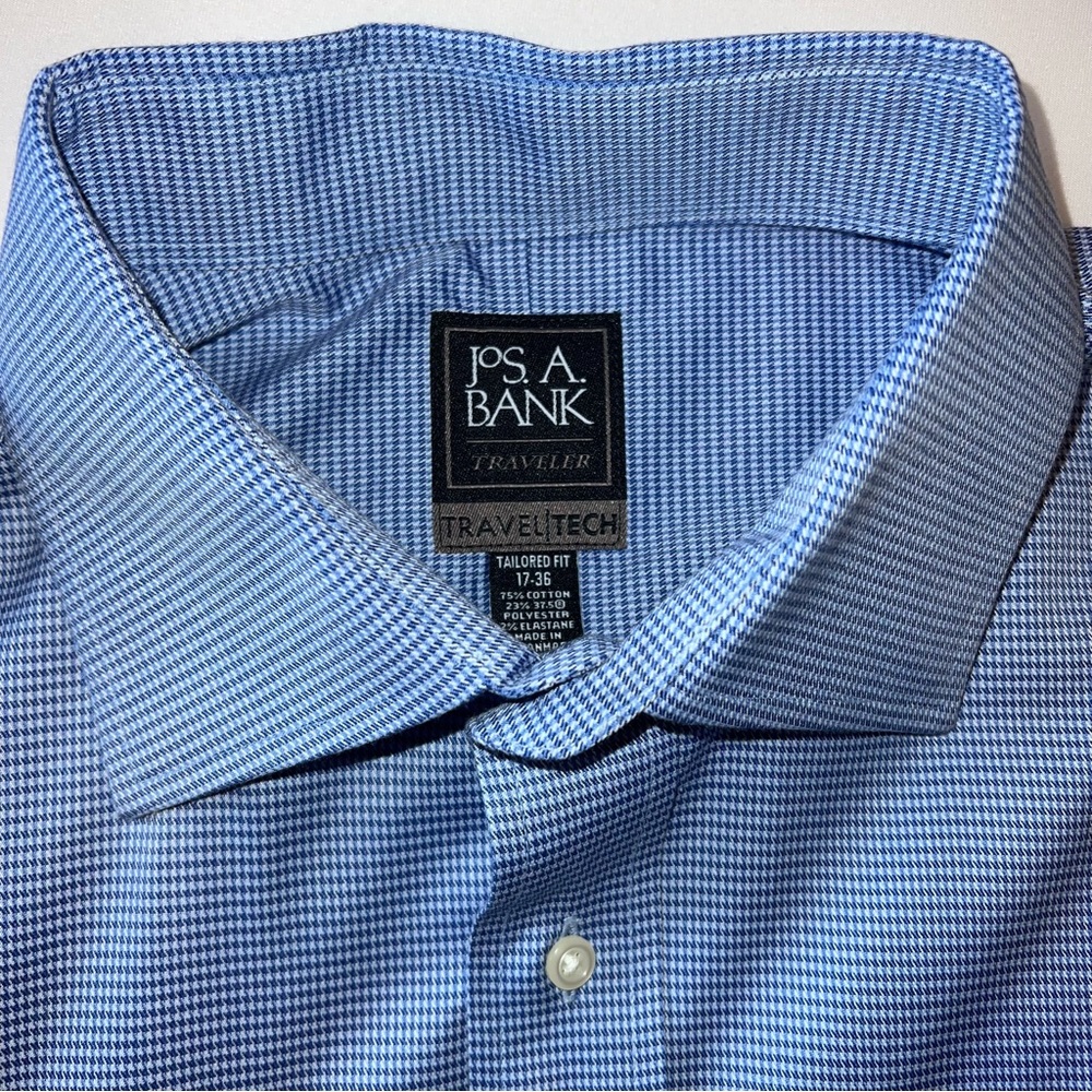 Jos A Bank Men’s 17-36 (XL) Blue Dress Shirt